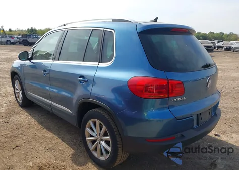 2017 Volkswagen Tiguan Wolfsburg Edition from USA, damaged, VIN WVGRV7AX3HK002818